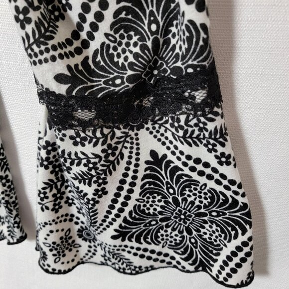 CATO Womens Tunic Top Lace Accented Bell Sleeves Size18/20W Black & White Y2K - Picture 10 of 13